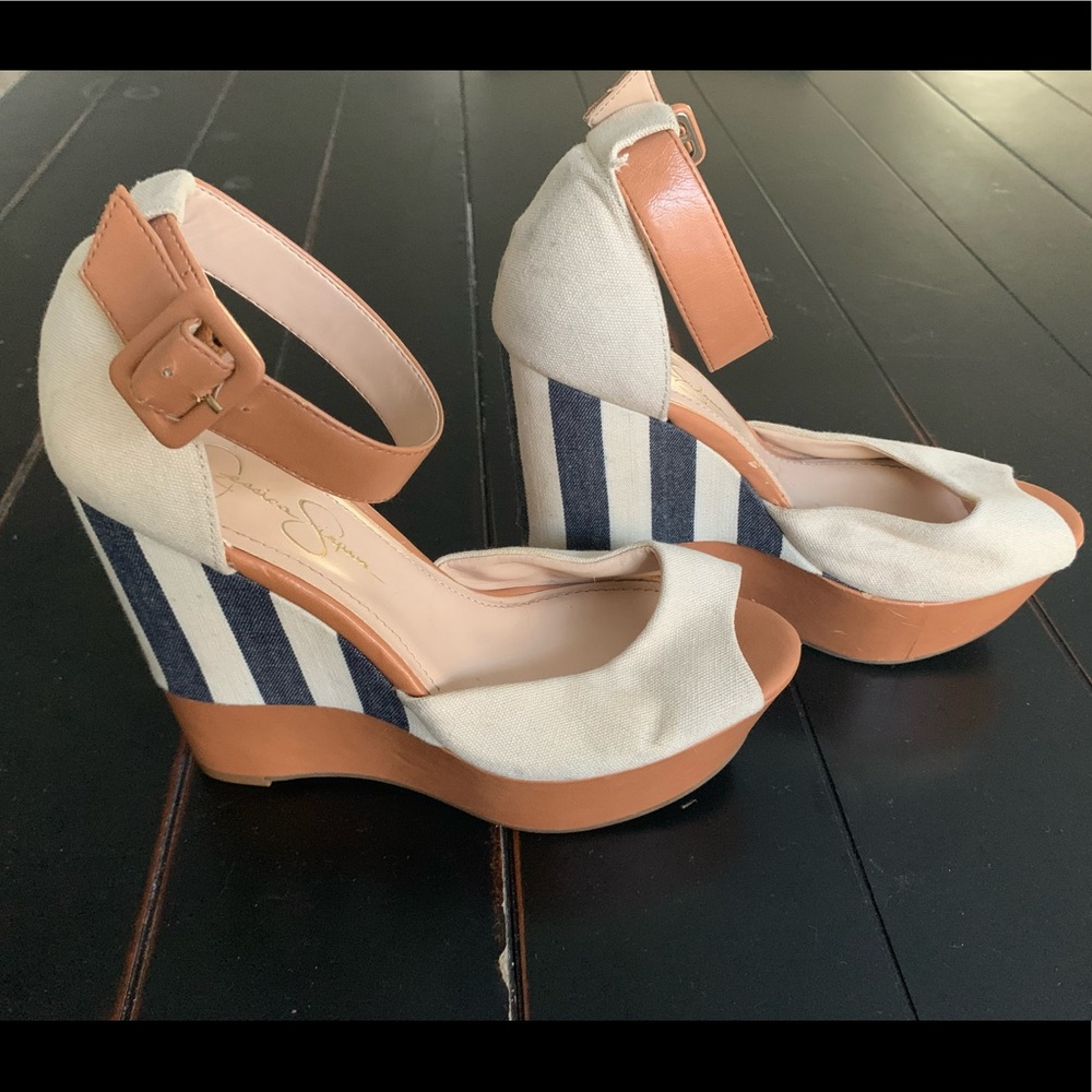 Size 8.5 Jessica Simpson Wedges